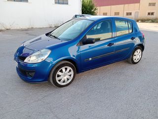 Renault Clio 2009