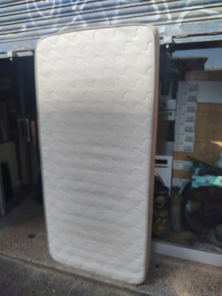 Colchón individual 1.90x90 cm de espuma