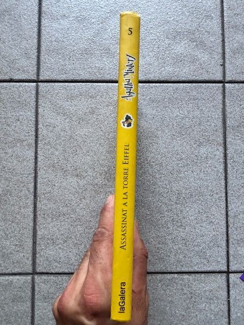 Agatha Mistery 5. Assassinat a la Torre Eiffel