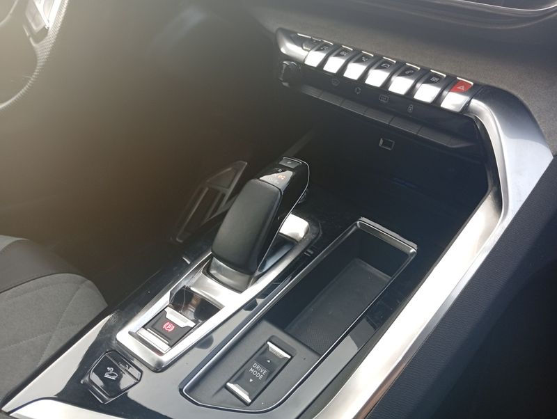 Peugeot 3008 2020, foto 8