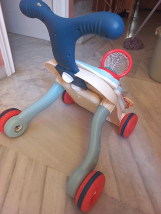 Andador Bebé Kikkaboo musical