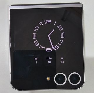 Samsung Galaxy Z Flip 6 256GB - Plata