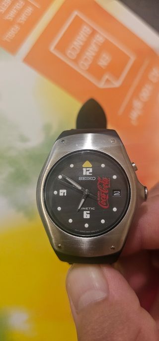 Reloj Seiko Kinetic Coca-Cola nuevo 