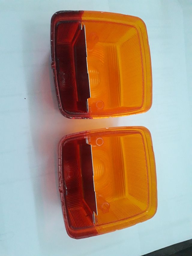 Juego de plásticos traseros Hella