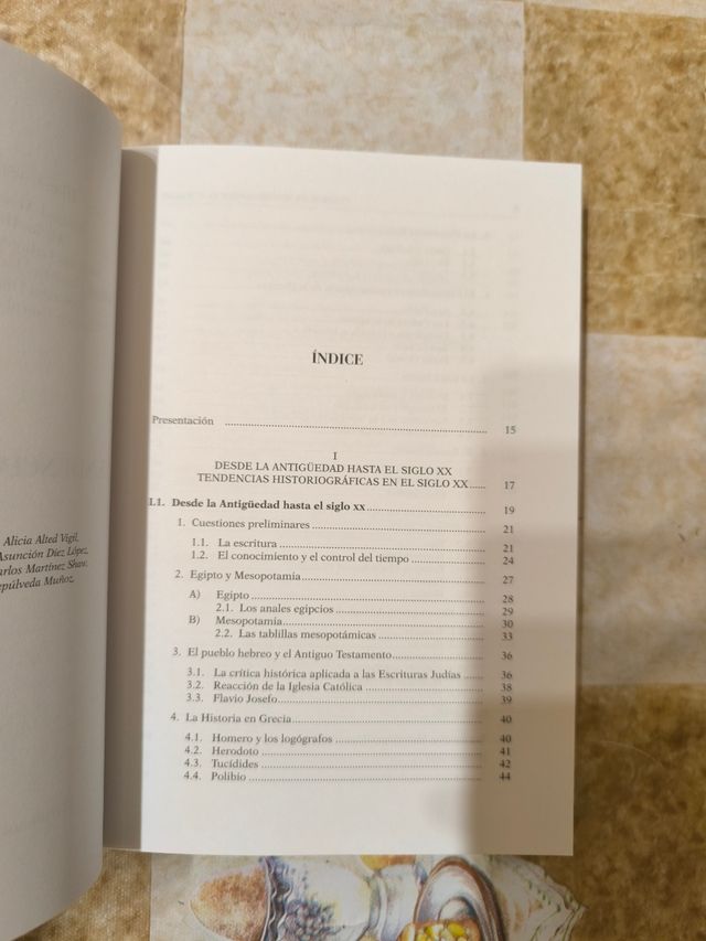 Tendencias historiográficas actuales (UNIDAD DI...