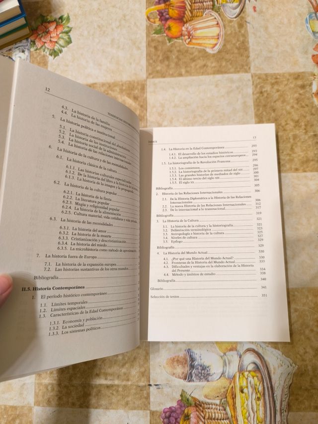 Tendencias historiográficas actuales (UNIDAD DI...