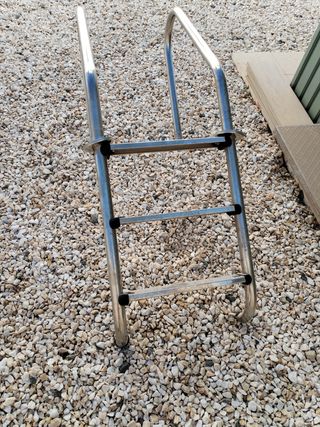 Escalera piscina metalica
