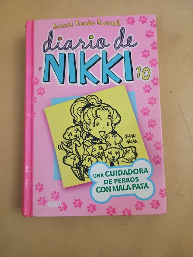 Diario de Nikki 10 - Una cuidadora de perros co...