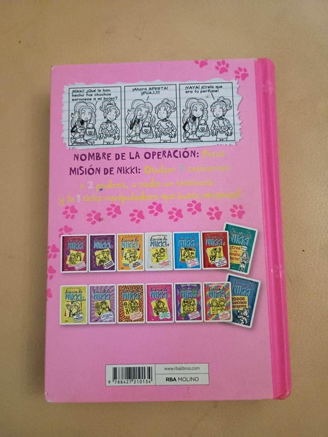 Diario de Nikki 10 - Una cuidadora de perros co...