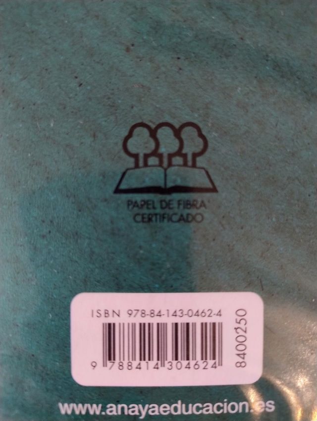 2 libros Educación en Valores Cívicos y Éticos.