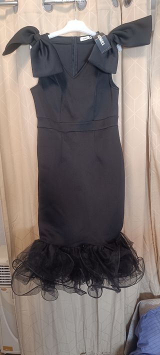 Vestido negro NOMEI fiesta