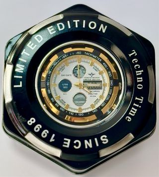 Relógio Geneva Design Dourado