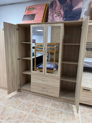 Armario 4 Puertas Nuevo Espejos +Espacio Abundante