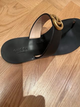 Sandalias Gucci negras talla 38