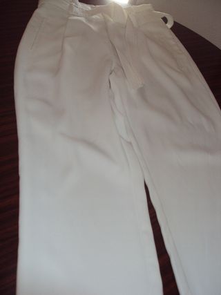 Pantalón blanco Stradivarius - T34