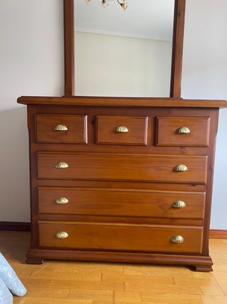 Cabecero cama + 1 mesita + cómoda + Espejo 
