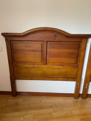 Cabecero cama + 1 mesita + cómoda + Espejo 