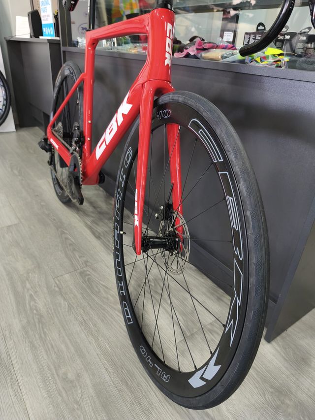 Bicicleta Carretera CBK - sram rival electrónico