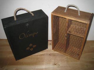 Lote 2 Cajas de Vino Vintage en madera
