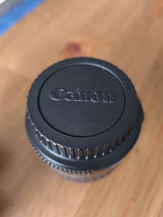 Objetivo Canon EF-S 18-55mm USM