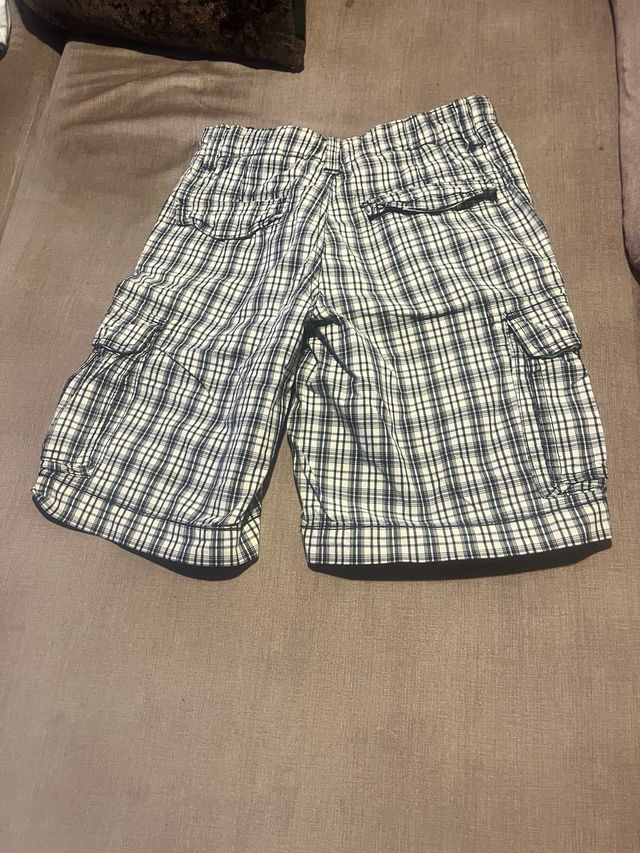 Shorts cargo niño Gap- Blanco y negro