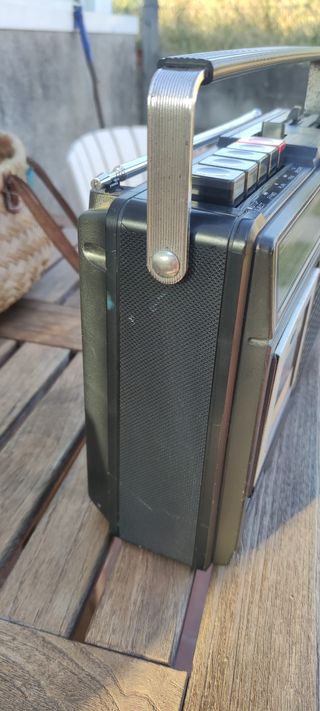Radio Cassette Sanyo M-3408