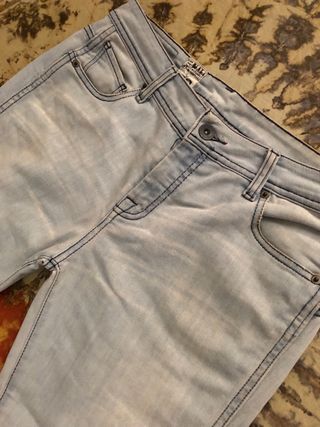 Jeans Volcom azul claro