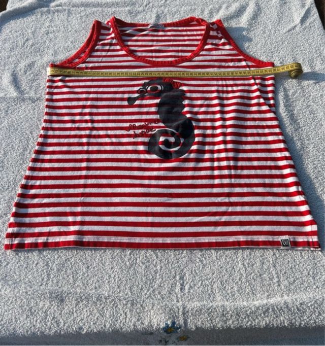 Camiseta rayas rojas y blancas