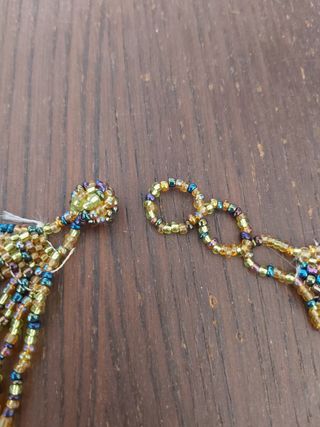 Collana con pendente e orecchini multicolor