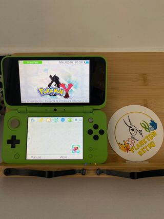 Nintendo 2DS XL verde - Minecraft muchos juegos