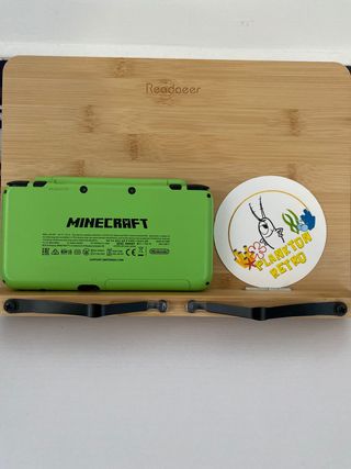 Nintendo 2DS XL verde - Minecraft muchos juegos