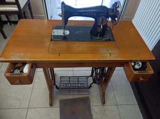 Macchina da cucire Singer vintage anni 60/70