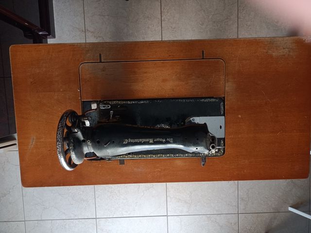 Macchina da cucire Singer vintage anni 60/70