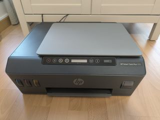 Impresora HP Smart Tank Plus 555 Gris