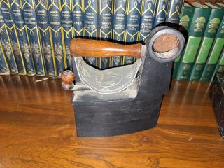 Plancha carbón antigua