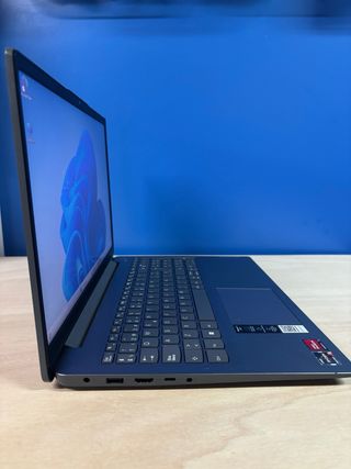 Portatil Lenovo IdeaPad 3