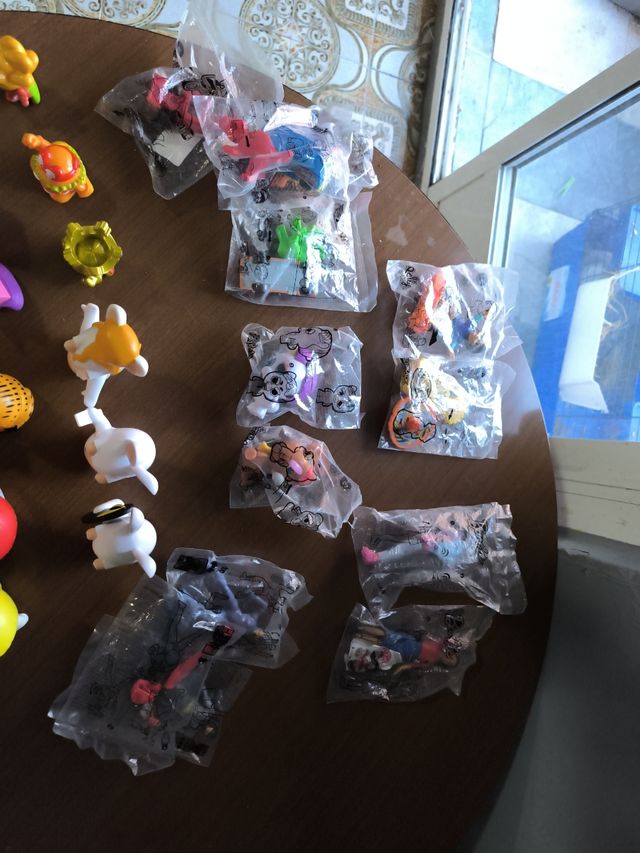 29 figuras Burger King