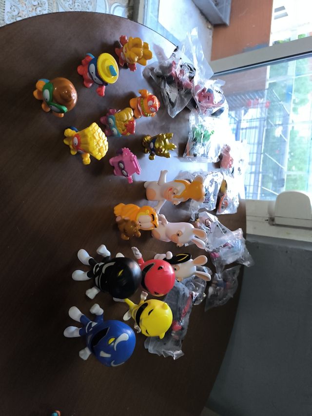 29 figuras Burger King