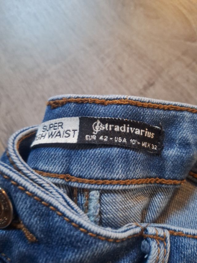 Jeans Bershka y Stradivarius