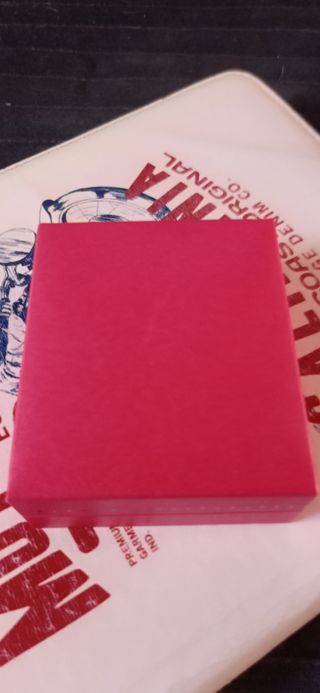 Prendientes de plata y coral rojo.