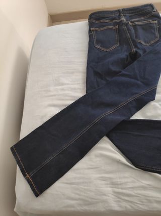 Jeans campana Zara - Mujer