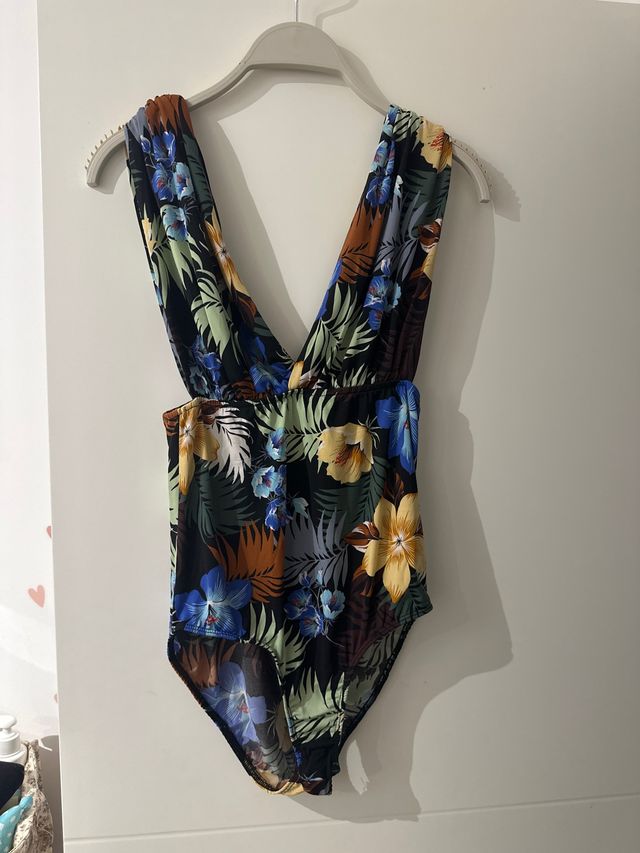 Body estampado flores