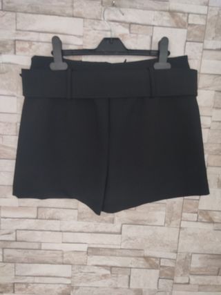 Falda pantalón Zara negra con cinturon S