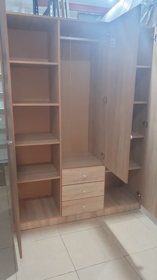 Armario 3 puertas - Ropero madera