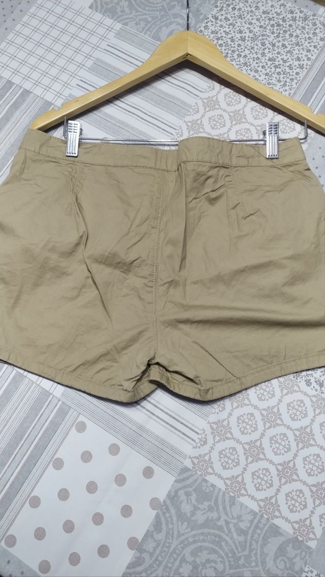 Shorts ONLY beige talla L