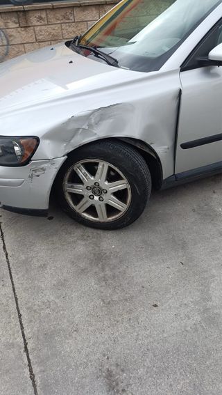 Volvo S40 2004 necesita reparacion