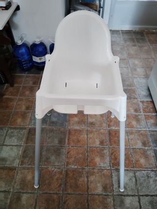 Trona Ikea bebé