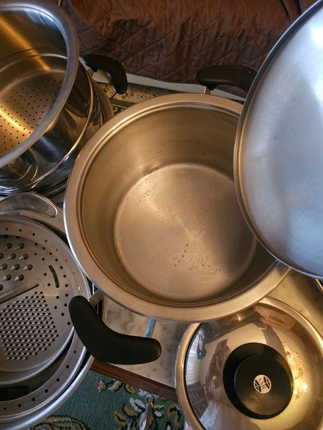 Juego ollas AMC - acero inoxidable