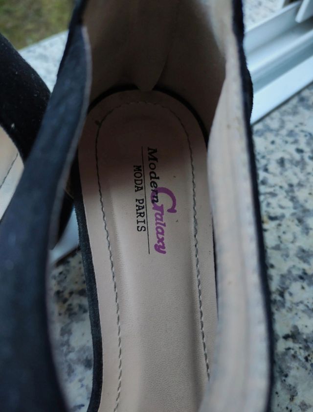 Sandálias Moda Talassy pretas c/dourado