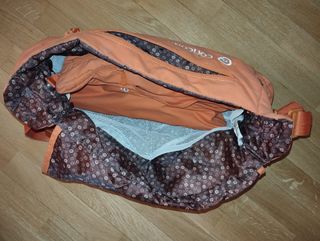 Carrito bebé Concord Neo color naranja  y marrón.